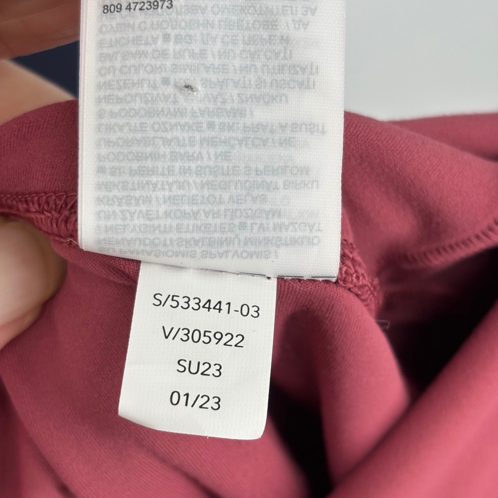 Athleta Transcend Stash Crop Side Slit Hem Pants Berry Pink High Rise Size Small - Picture 11 of 12